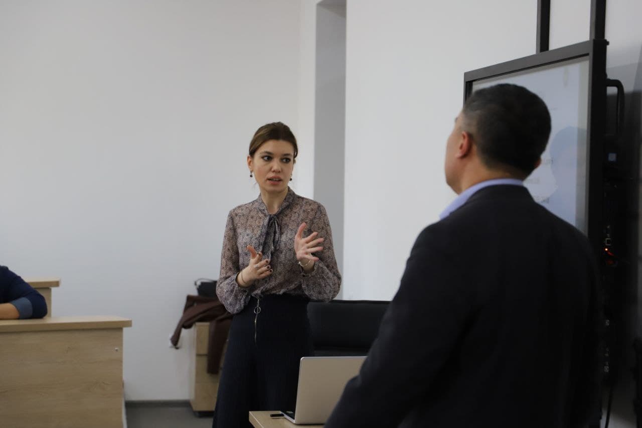 18 февраля прошла открытая ознакомительная лекция компании GROSS INSURANCE в Университете AMITY в Ташкенте 